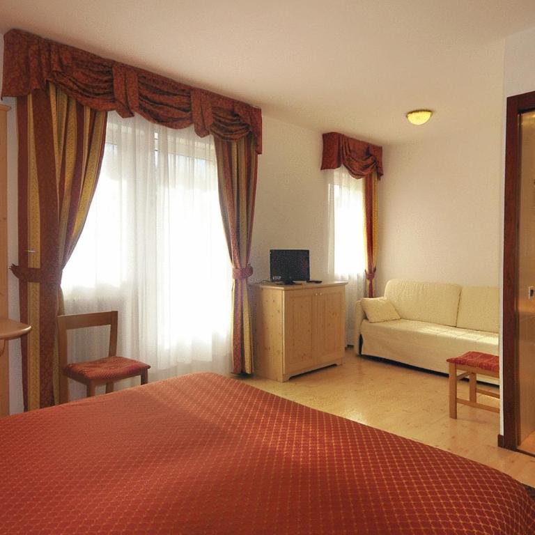 Hotel Dolomiti - Camera Tripla - 4