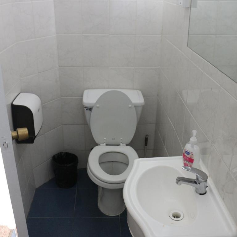 Hostal Ochen - Habitación Doble con baño privado - 2