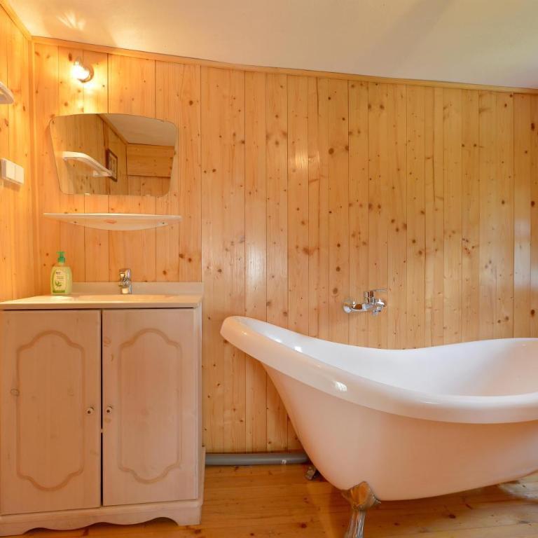 Lederer Häus'l, Ferienwohnungen - Ferienhaus mit Bad - 17