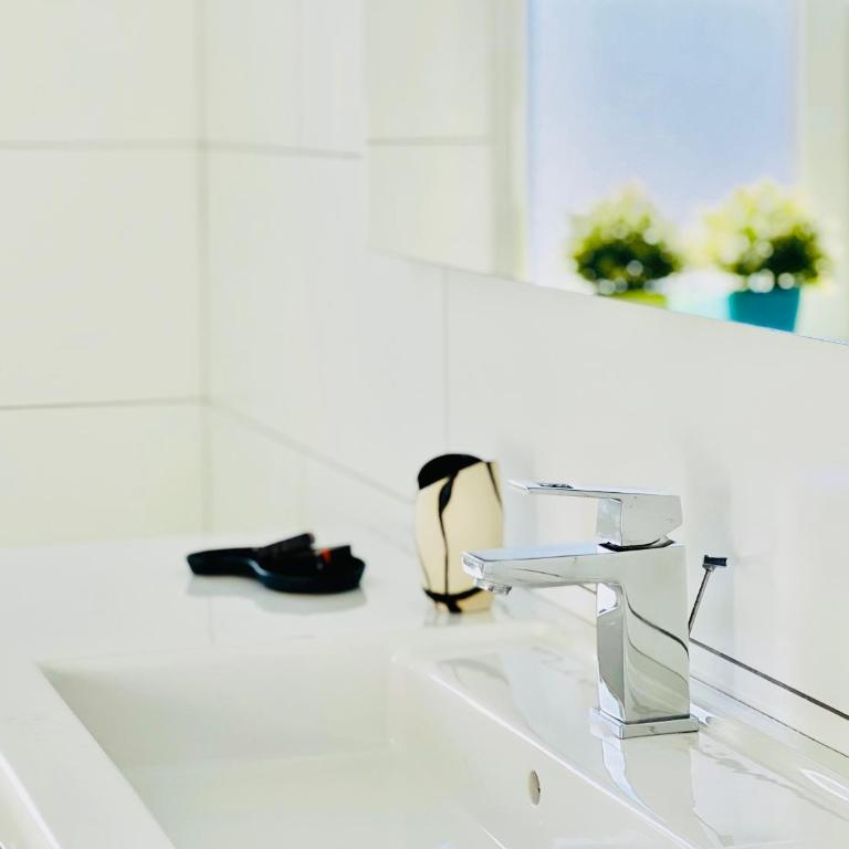 Canaryislandshost l Marea - Two-Bedroom Apartment - 29