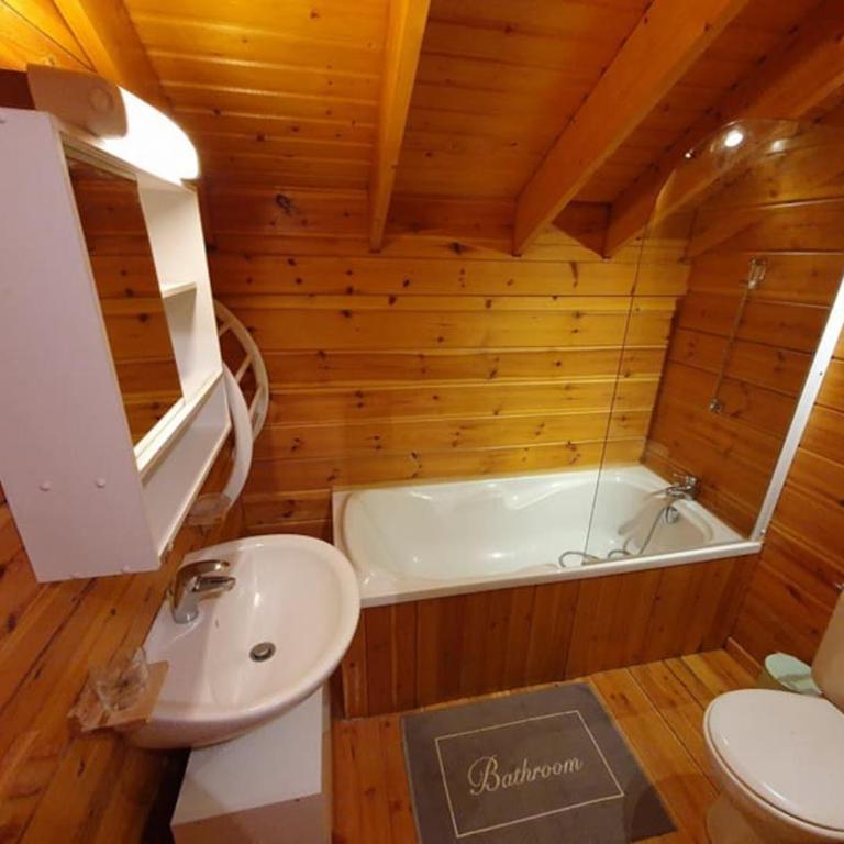 Chalet individuel 8 pers à Chatel Porte du soleil avec Jacuzzi exterieur - Chalet - 15