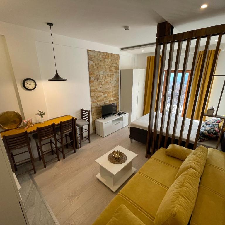 SM Apartments Kopaonik - Studio with Terrace - 6