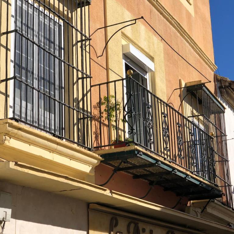 Gran casa señorial de 300m en centro histórico - Apartamento - 12