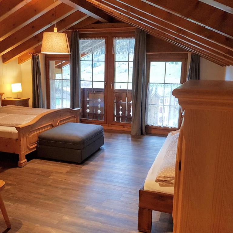 Hotel Beau-Séjour - Deluxe Vierbettzimmer - 2
