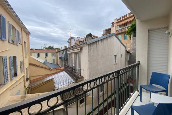 C057-Appart fonctionnel - 4 Pers - Cannes Suquet-Clemenceau - Appartement avec Balcon - 8