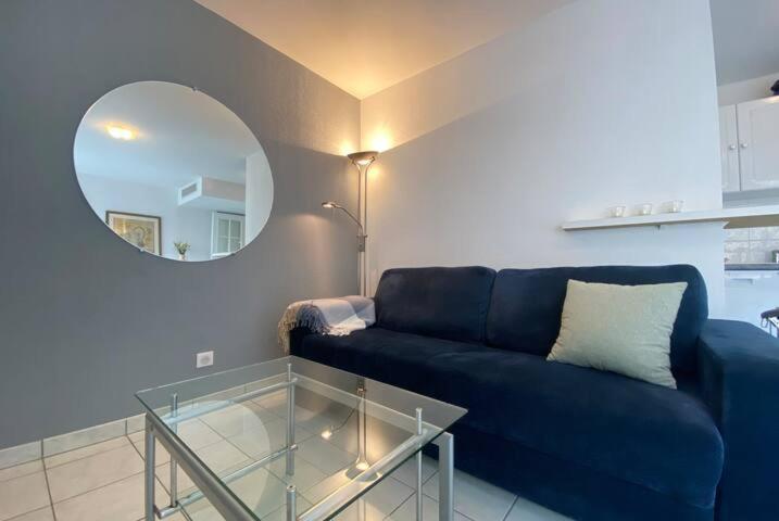 C057-Appart fonctionnel - 4 Pers - Cannes Suquet-Clemenceau - Appartement avec Balcon - 9