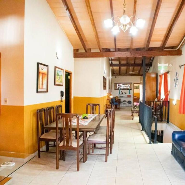 Hermoso Depto en Calle Palma Asunción 290 m2 - Centro Histórico de Asunción - Apartamento de 3 dormitorios - Planta Alta - 4
