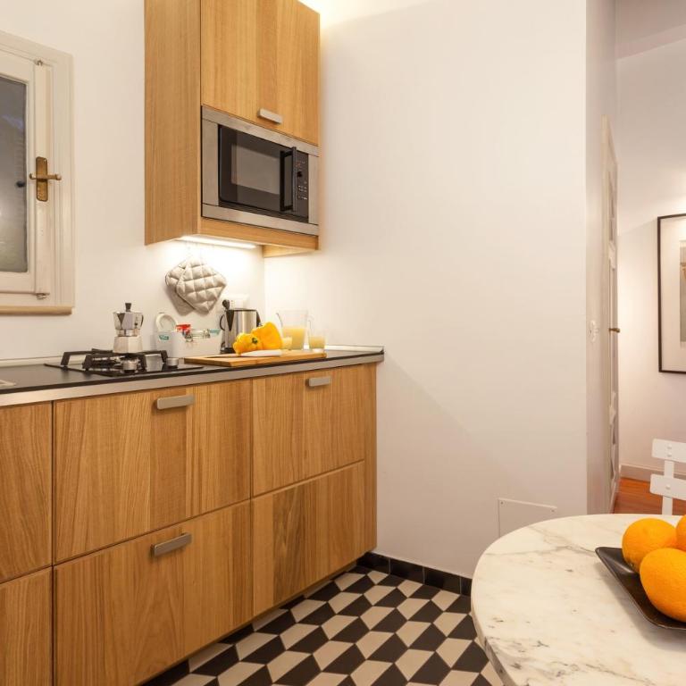 The Bluehostel - One-Bedroom Apartment - 11