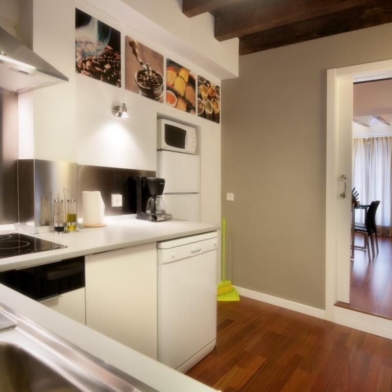 Apartamentos Abad Toledo - Apartamento de 2 dormitorios - 9