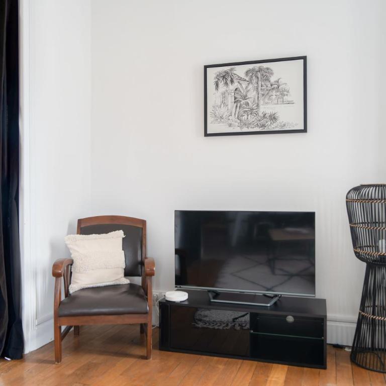 Le 571 - 57b Rue de Paris - Vichy - Appartamento con 2 Camere da Letto - 17