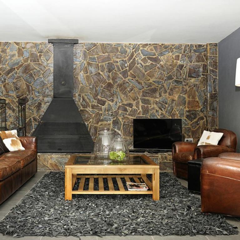 La Caseta de Queixans con chimenea - Three-Bedroom House - 13