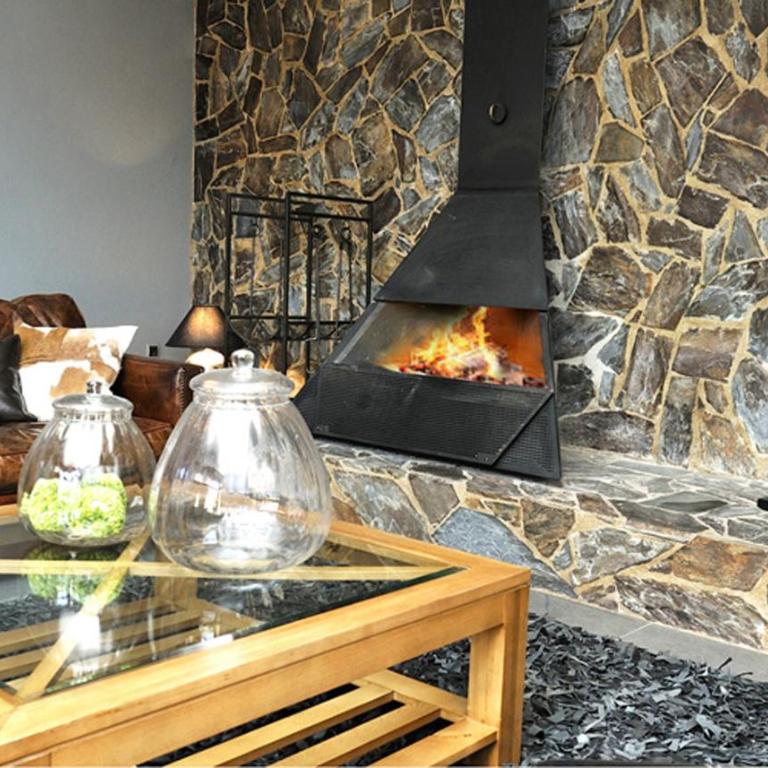 La Caseta de Queixans con chimenea - Three-Bedroom House - 19