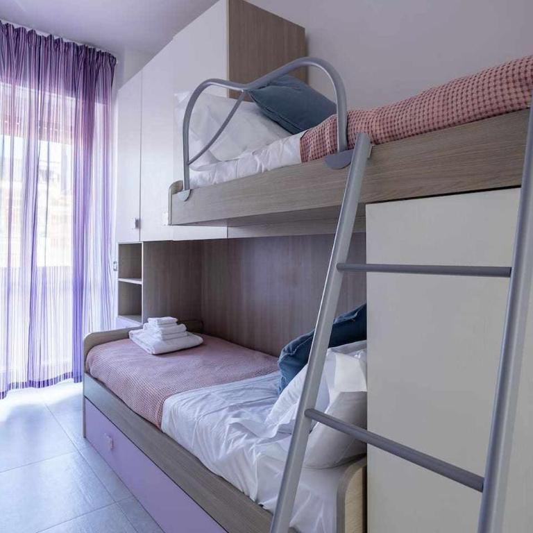Rent Apartment - Parking and Comfort - Spacious Apt up to 8 Pax - Appartamento con 3 Camere da Letto - 14