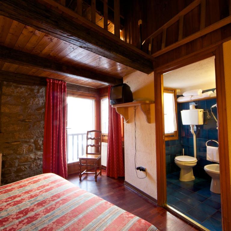 Hotel Dolonne - Camera Tripla Standard - 1