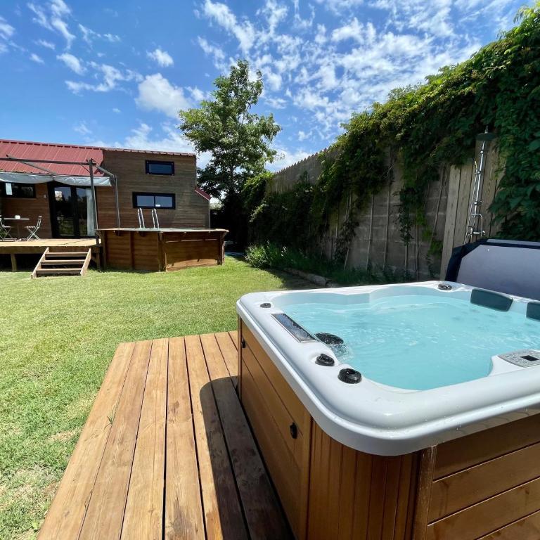 myinsolite - Tiny-house, jacuzzi, brasero, piscine - Chalet 1 Chambre - 1