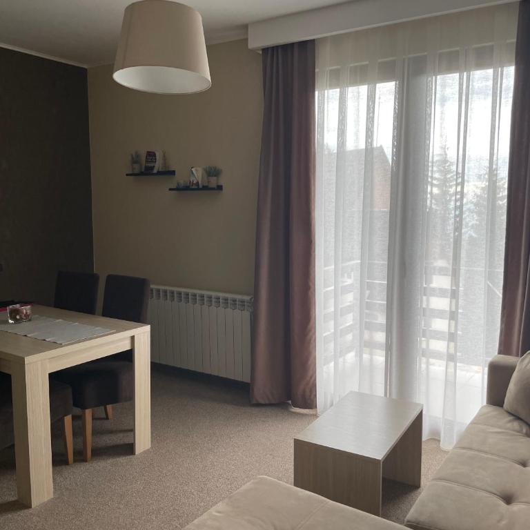 Vila Lucky Kop & Restoran - Superior Apartment - 17