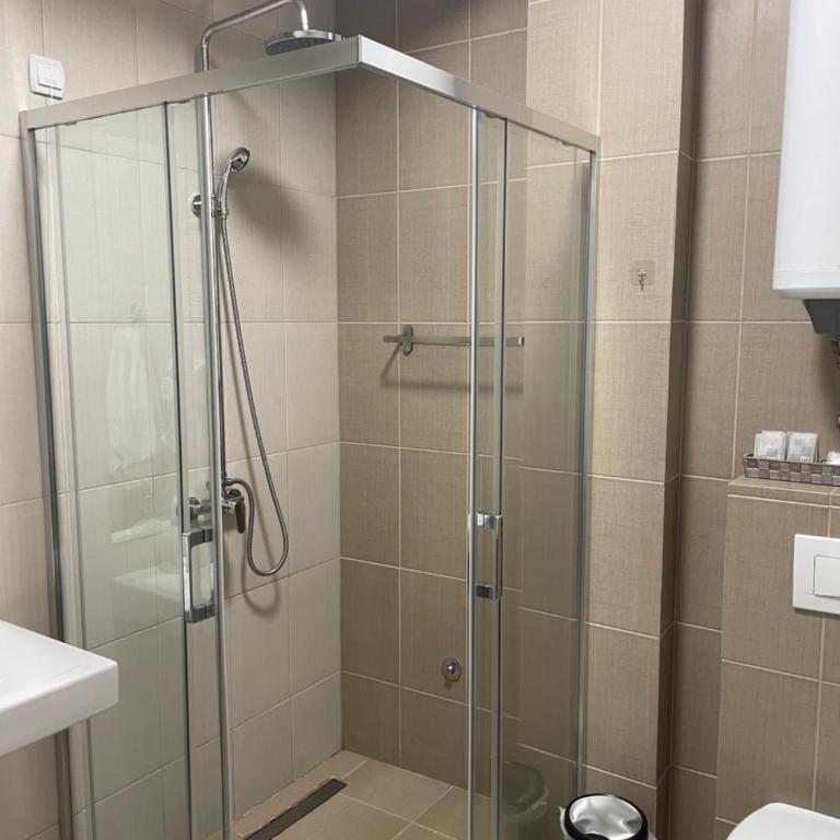 Vila Lucky Kop & Restoran - Studio Apartment - 7