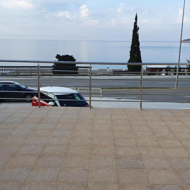 Seaview, just across the beach, Bečići - One-Bedroom Apartment - 31