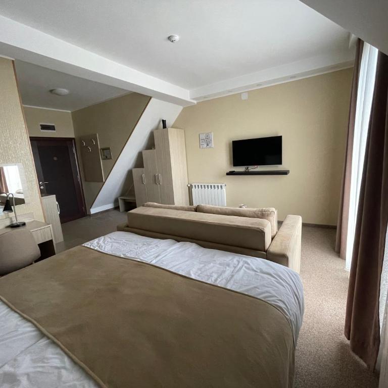 Vila Lucky Kop & Restoran - Studio Apartment - 10