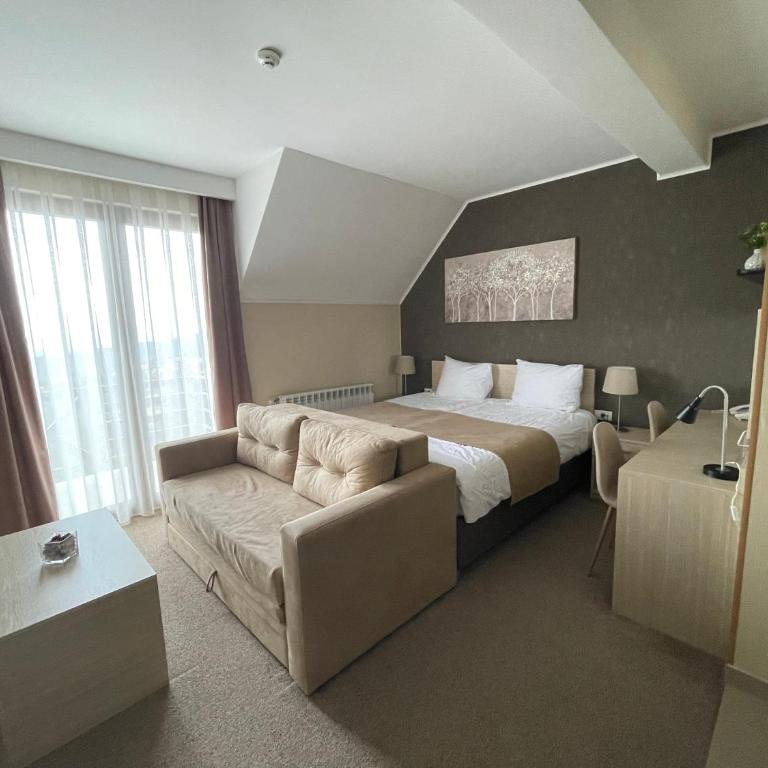 Vila Lucky Kop & Restoran - Studio Apartment - 14