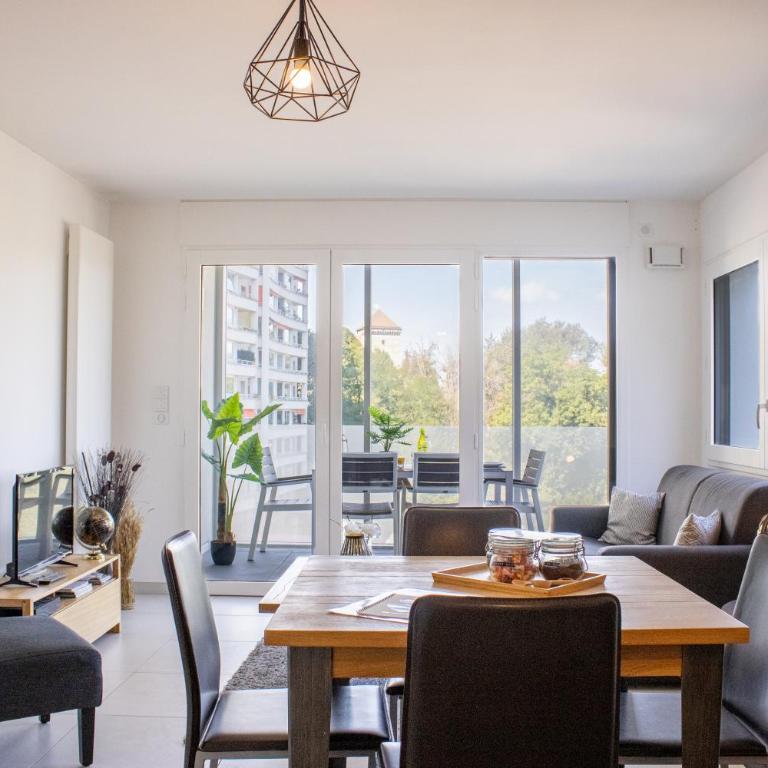 LE TRESUM - Garage, Balcon & Vue lac! - One-Bedroom Apartment - 2