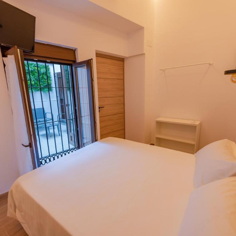 Galarza Deluxe Casa XVI-XVII Parking privado Gratis - Three-Bedroom Apartment - 52