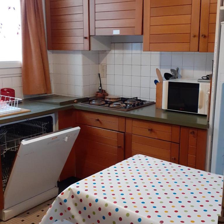Quartier ARAGO - Appartement spacieux et lumineux - One-Bedroom Apartment - 11