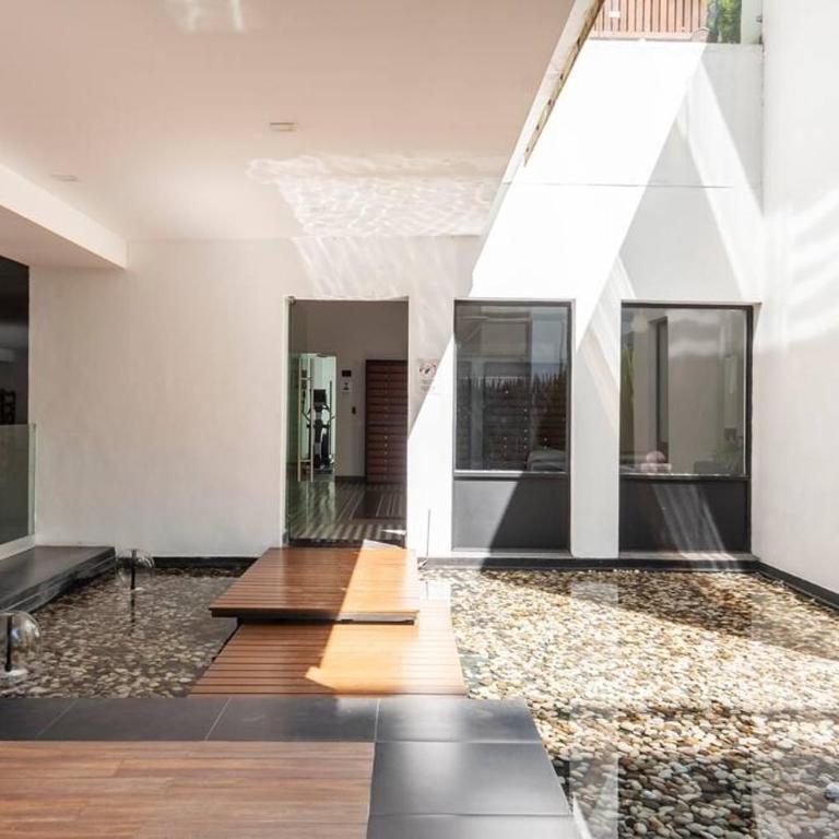 Nuevo! Loft hermoso con alberca. Wi-Fi Rapido. - Apartamento de 1 dormitorio - 10