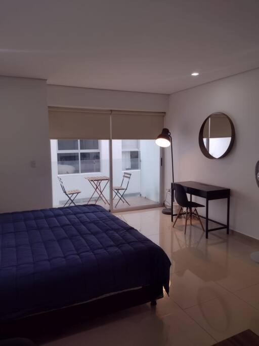 Nuevo! Loft hermoso con alberca. Wi-Fi Rapido. - Apartamento de 1 dormitorio - 28
