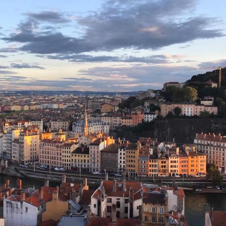 L Ancien Canut Cosy - One-Bedroom Apartment - 9