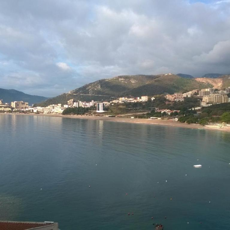 Apartments Stević - Monaco - Dvokrevetna soba sa Bračnim Krevetom, Terasom i Pogledom na More - 1