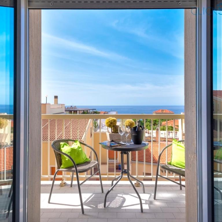 Tudor Flat sea view with parking, WiFi, Terrace, close to the sea - Apartment with Sea View - 8