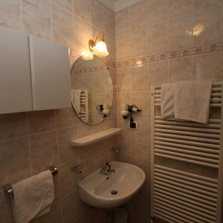 Garni Ortles - Appartamento con 1 Camera da Letto (2 Adulti) - 4