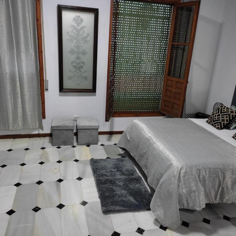 San Basilio´s Red House - Habitación Familiar con baño privado exterior - 5