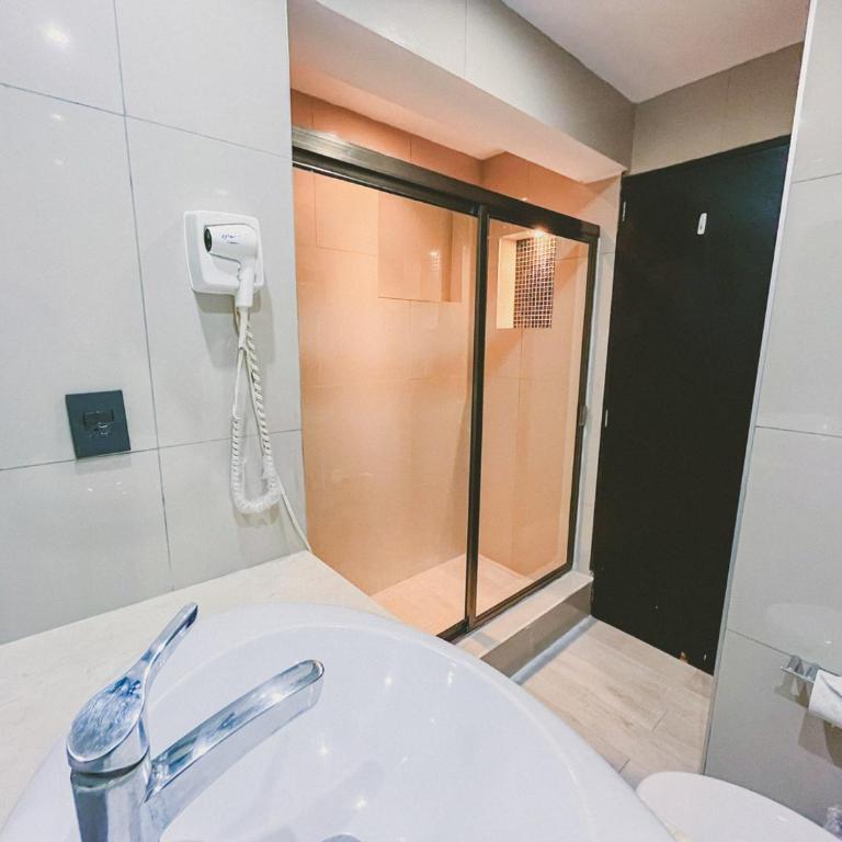 Cancun Plaza Condo Ocean front - One-Bedroom Apartment - 13