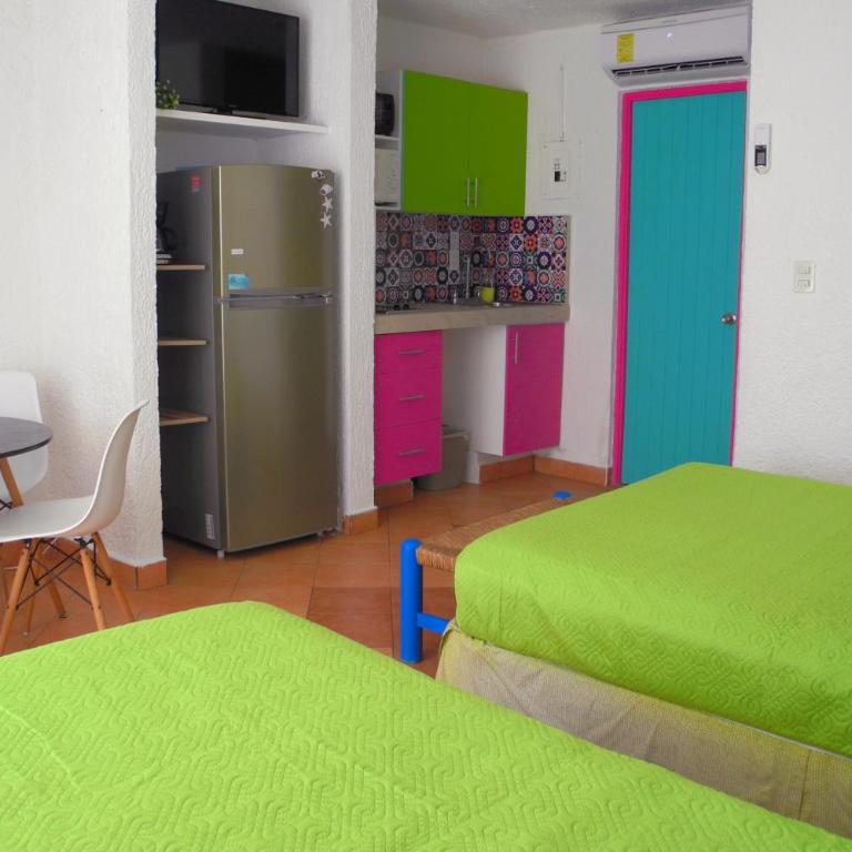Beach, fun & relax at the Hotel Zone in Cancun - Studio with Balcony - 14