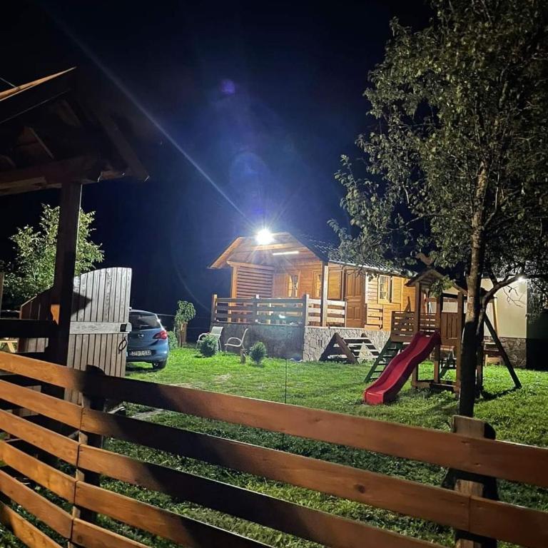 Wooden House Ripac - Two-Bedroom House - 1