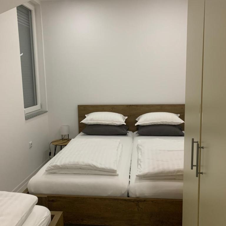 KARTAL centar apartment - Two-Bedroom Apartment - 24