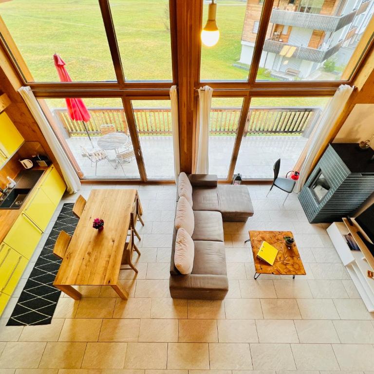 Chalet Breithorn- Perfect for Holiday with Amazing View! - Loft-Apartment B mit Whirlpool - 9