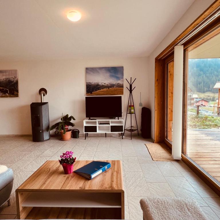 Chalet Breithorn- Perfect for Holiday with Amazing View! - Apartment C mit Bergblick - 13
