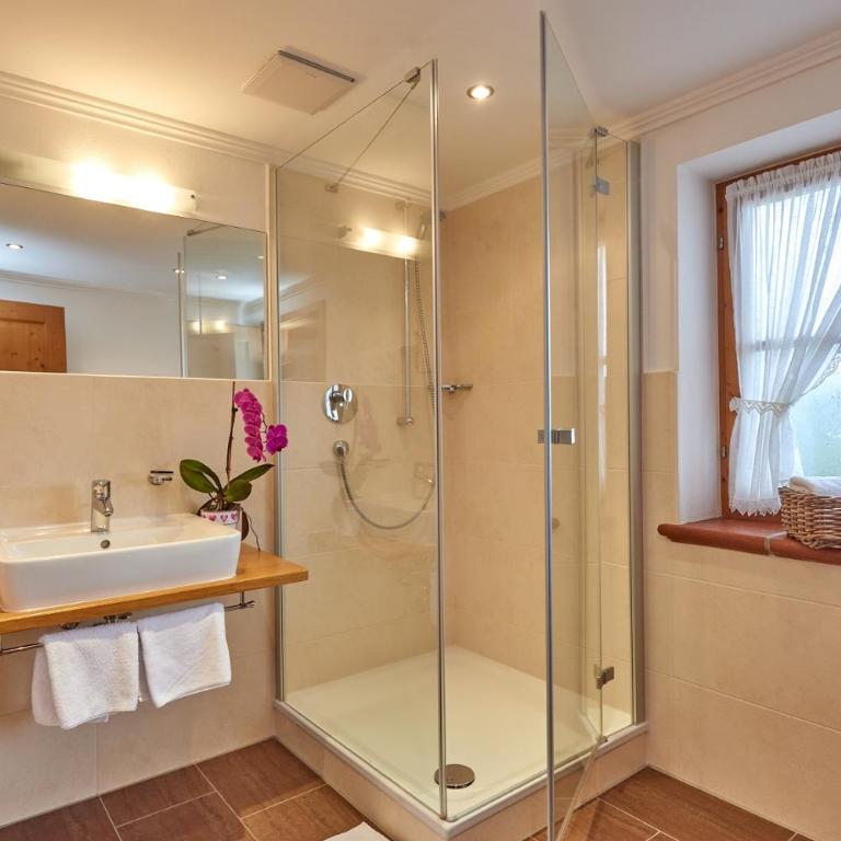 Gästehaus Bergstüberl - Superior Apartment mit 2 Schlafzimmern - 16