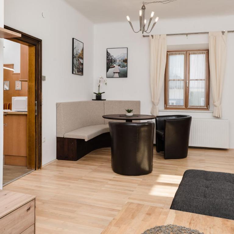 Central-Inn Werfen - Apartment mit 3 Schlafzimmern - 10