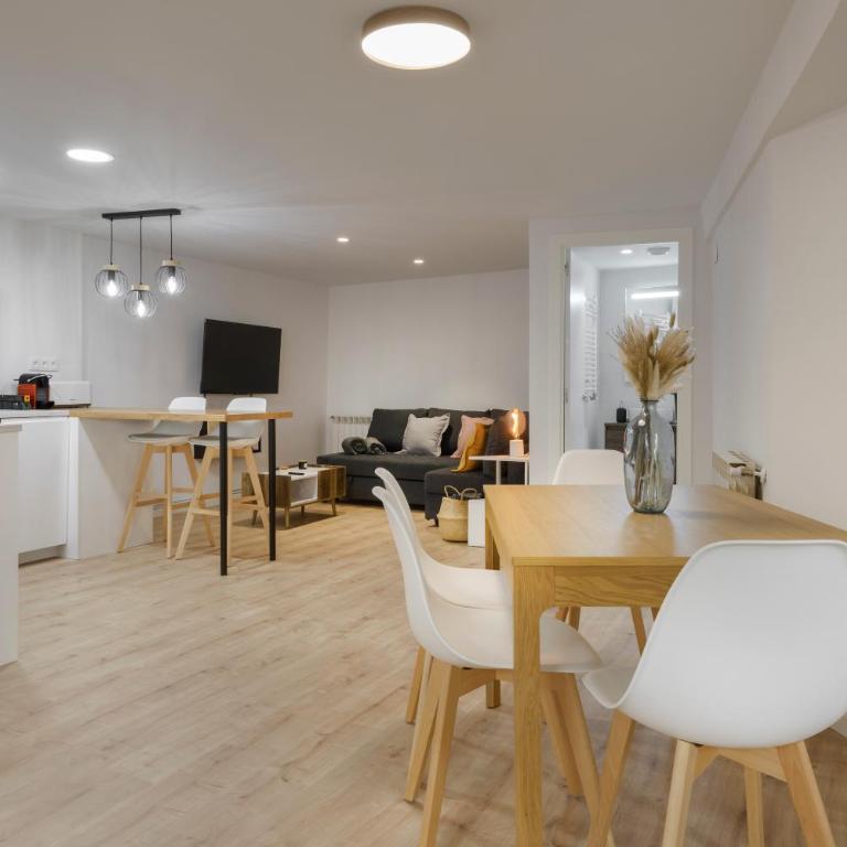 Alojamiento Maite Jaca - Apartamento de 2 dormitorios - 1