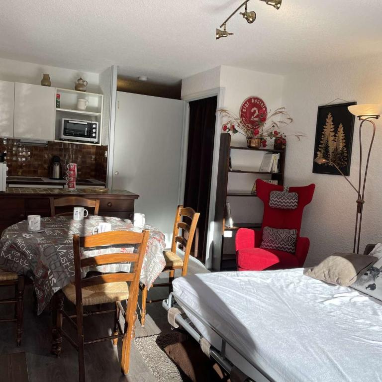 Studio cosy avec coin montagne pour 4 personnes à Chantemerle - Appartement 1 Chambre - 9