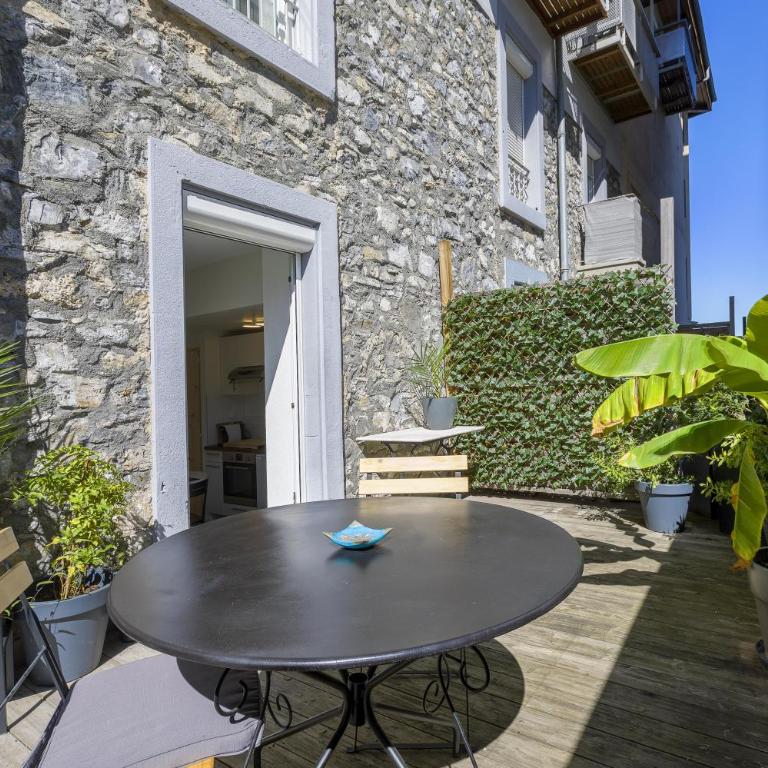 Superbe F1 avec terrasse et parking privé - One-Bedroom Apartment - 6