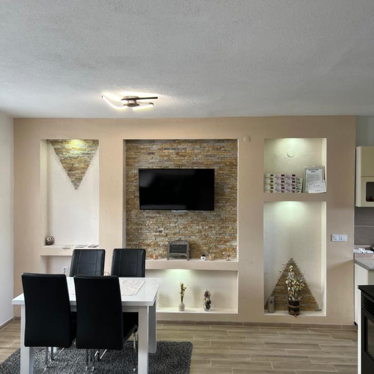 Vacation Home Danilo - Two-Bedroom House - 23