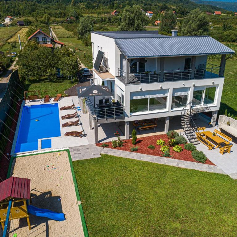 Summer Residence Una - Deluxe Villa - 1