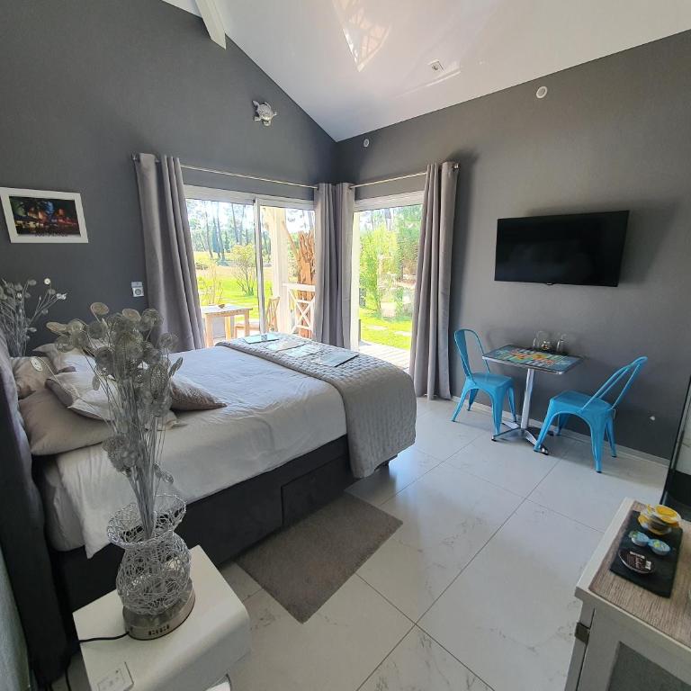 Villa BORA BORA - Chambre Lit King-Size - Vue sur Piscine - 7
