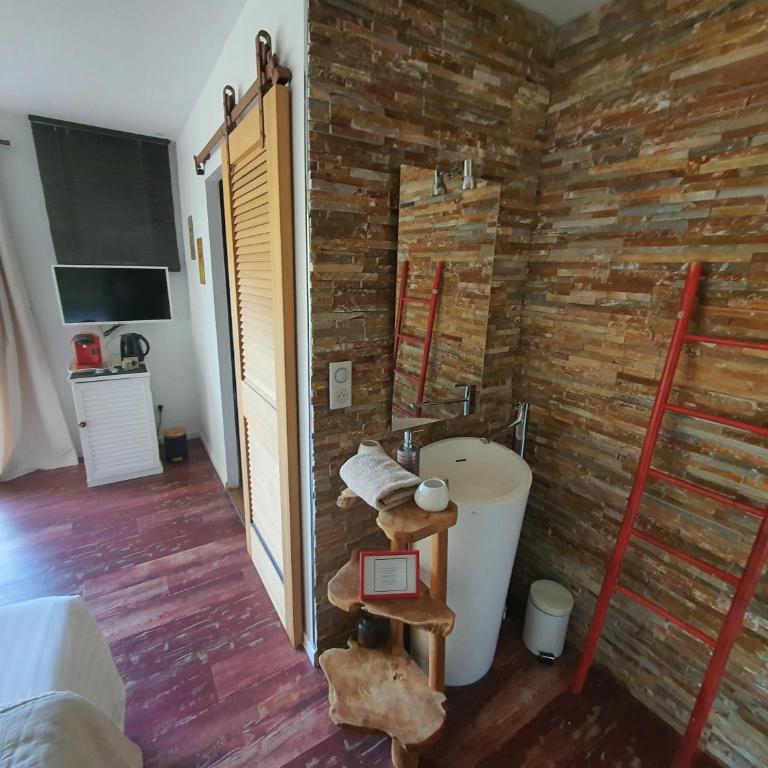 Villa BORA BORA - Chambre Double - Vue sur Jardin - 5