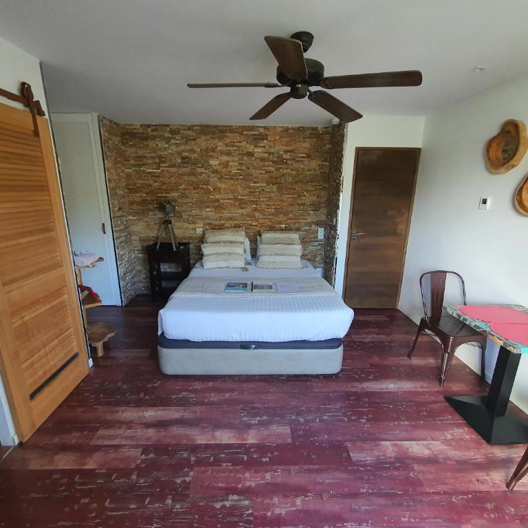 Villa BORA BORA - Chambre Double - Vue sur Jardin - 9